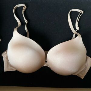 Skims teardrop push-up bra